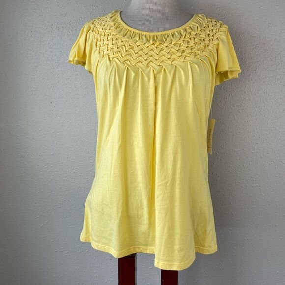 NWT Style & Co Yellow Short Sleeve Top Size M - Picture 1 of 6